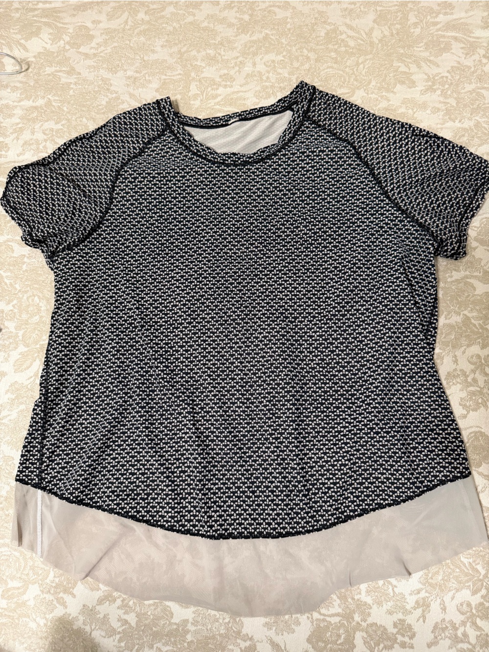 Lululemon Split Back Top